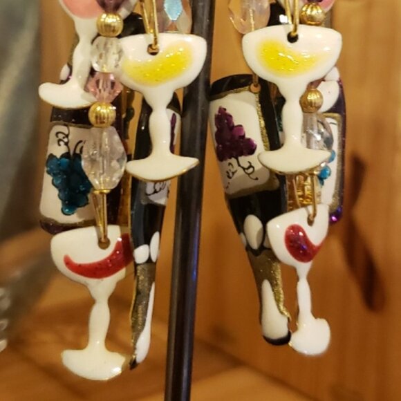 Lunch at the Ritz - Vintage WINE LIST Earrings - Picture 7 of 8